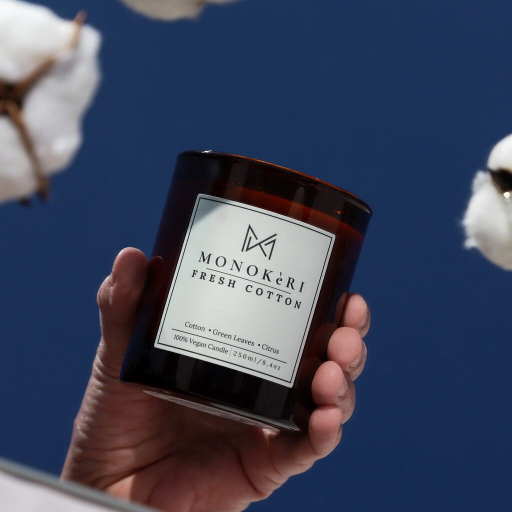 Alternative view of Fresh Cotton